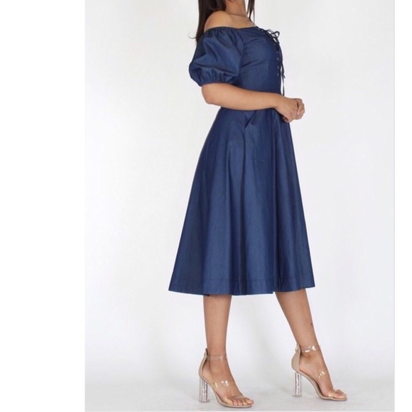 OFF SHOULDER DRESS IN A FIT & FLAIR STYLE - Picture 2 of 4